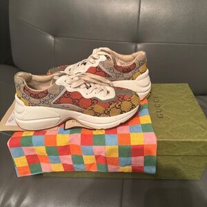 Gucci sneakers